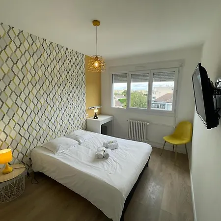 Appt 4 Avec Balcon, Spinelle *